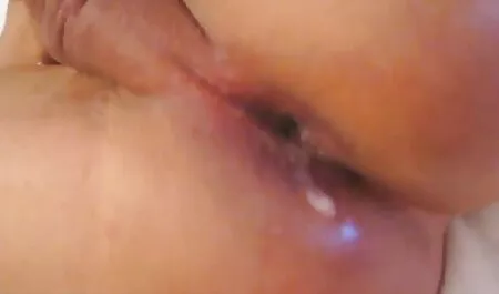 Một cô gái phim sex gái nhật bản tốt tấn công một thành viên của các người cô ấy yêu.
