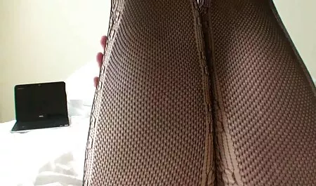 Một người đàn ông làm cho hai cô gái điếm trẻ phim sex nhật gái xinh rên với niềm vui