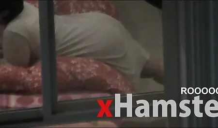 Người đàn ông ăn sex gai gia nhat ban tinh trùng hai cô gái không bao giờ hài lòng