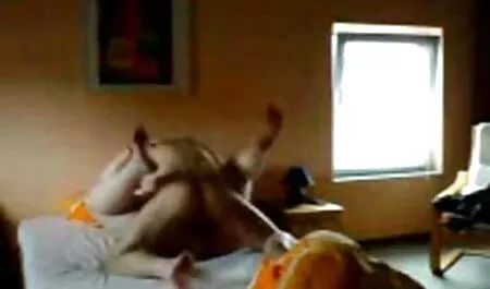 Bibi Jones và ngực của cô phim gai xinh nhat ban là đẹp.