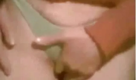 Các bà phim sex nhat ban gai gia đã cố gắng để có quan hệ tình dục với hai người đàn ông.