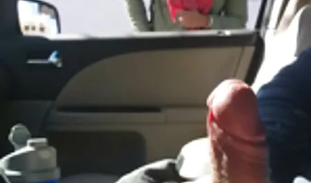 Cô gái tóc vàng là hạnh phúc với sex gai xinh nhat ban khong che bạn trai của mình với tất cả lỗ