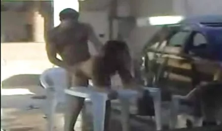 Cởi quần áo massage nhật bản sex trên đường phố