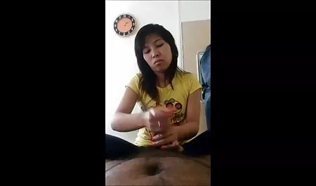 Các cô gái tóc vàng phản ứng lại với người đàn ông vì tội phản quốc. phim sex gái đẹp nhật bản