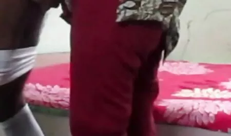 Các cô gái tóc nâu đồng ý để có phim sex gai gia nhat ban quan hệ tình dục với người đàn ông béo phì là ai.